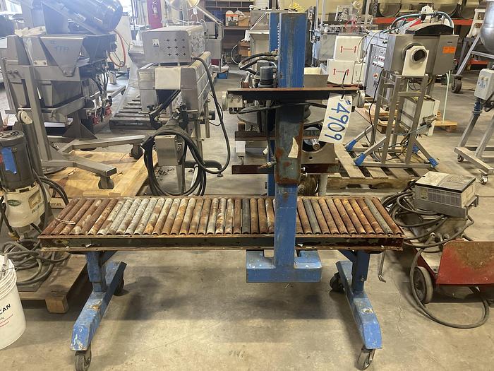 Used Pail Lid Press Dot/Un Model