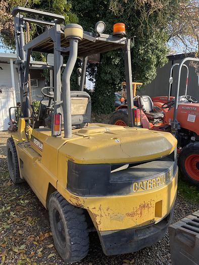 Used Caterpillar DPL 40 Forklift
