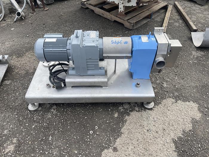 Used APV Model R4HDBR1 Positive Displacement Pump