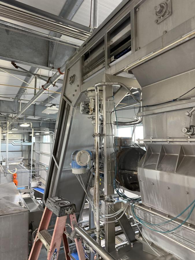 Used Navatta Complete Hot Fill Cup line