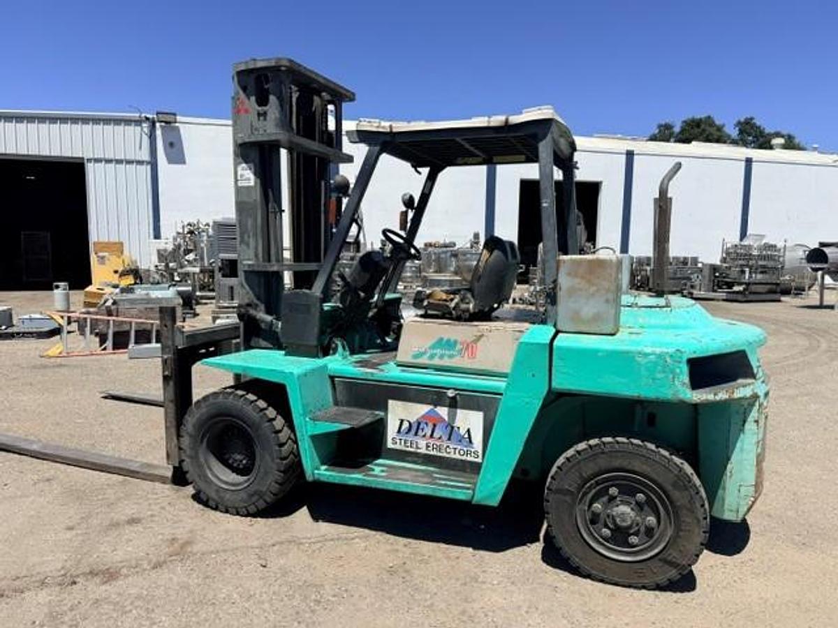 Used Mitsubishi FD70 Forklift