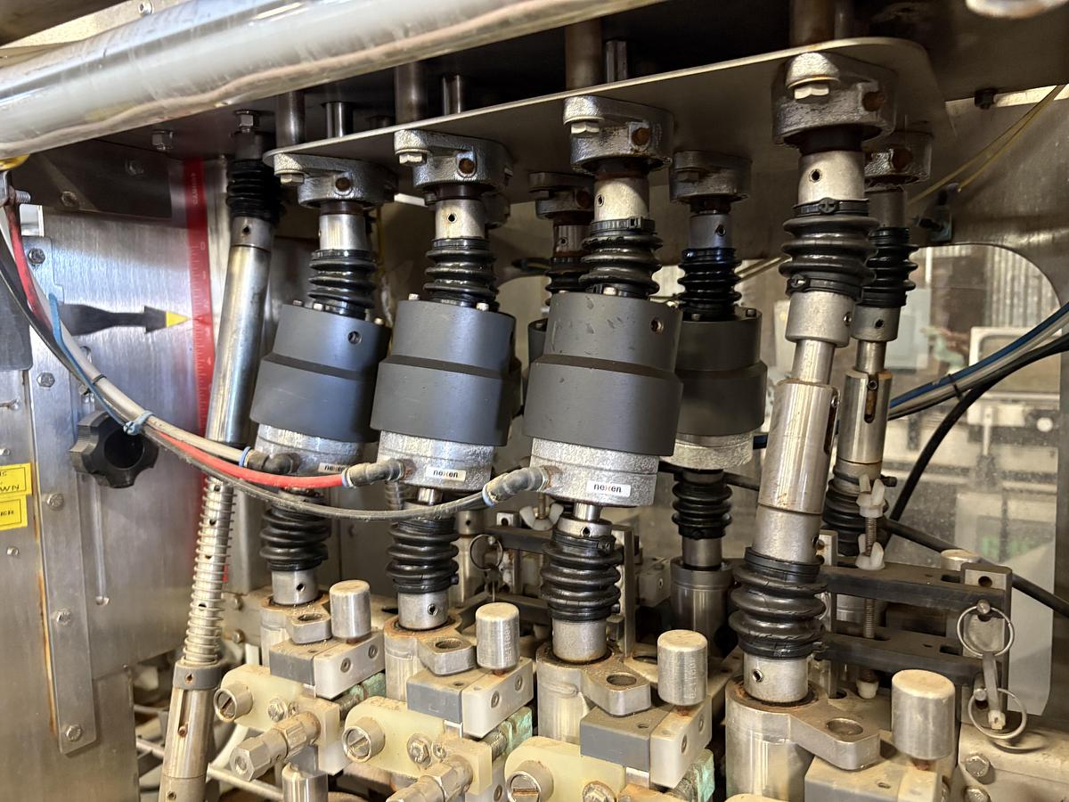 Used Pack West Auto 200 Cap Torquer