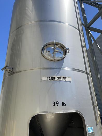 Used DCI 4,200 Gallon Vertical Stainless Steel Tank
