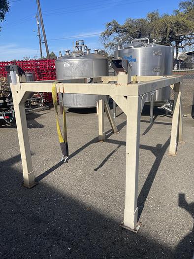 Used Key Iso-Flo Stainless Vibratory Conveyor / Feeder / Screener