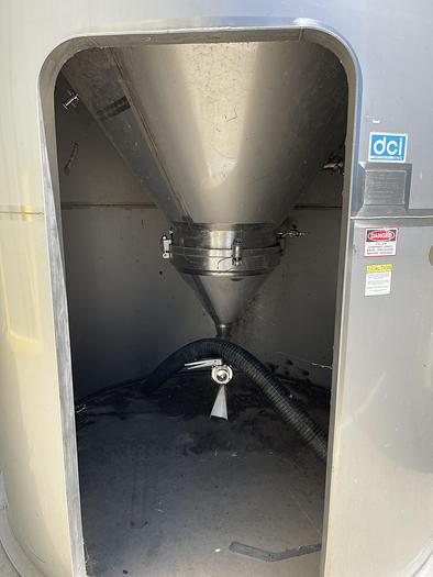 Used DCI 4,200 Gallon Vertical Stainless Steel Tank