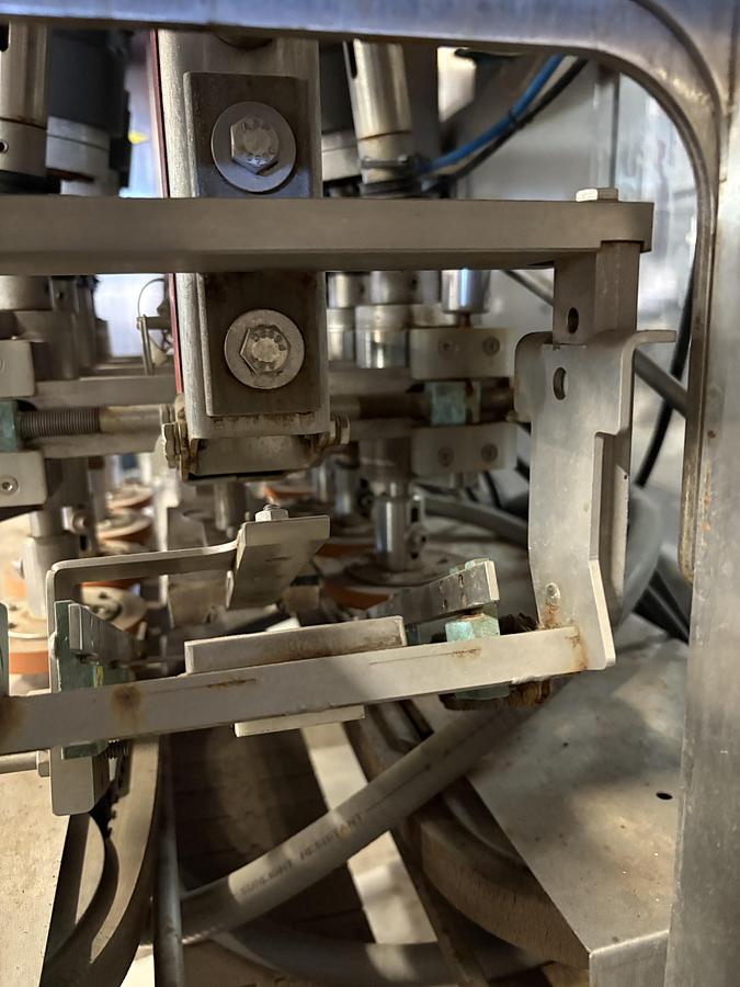 Used Pack West Auto 200 Cap Torquer