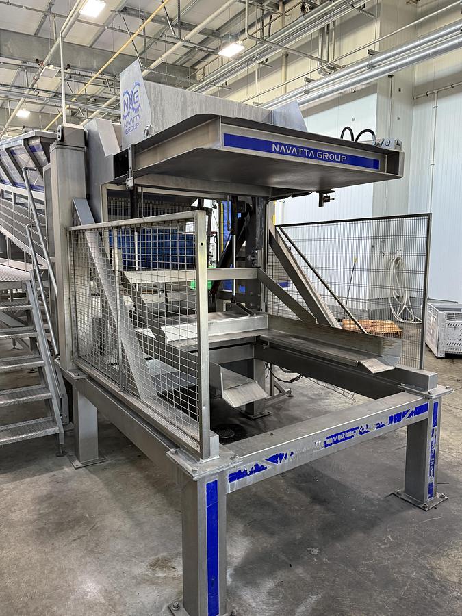 Used Navatta Complete Hot Fill Cup line