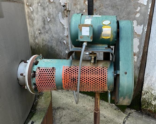 Used 10,360 gallon Stainless Steel Storage Tanks