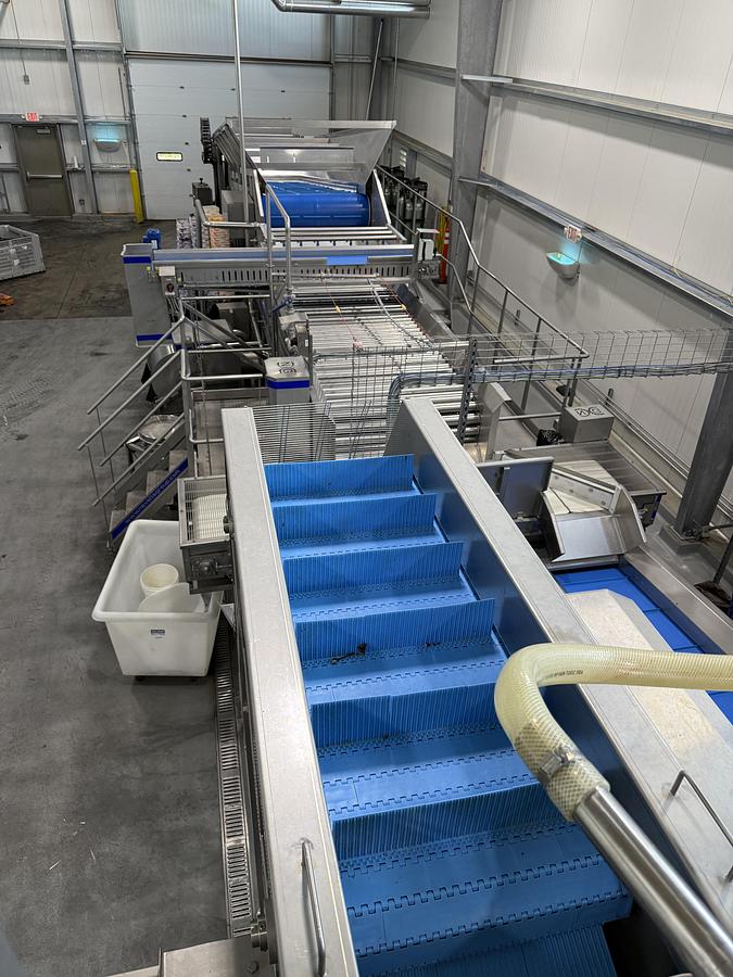 Used Navatta Complete Hot Fill Cup line