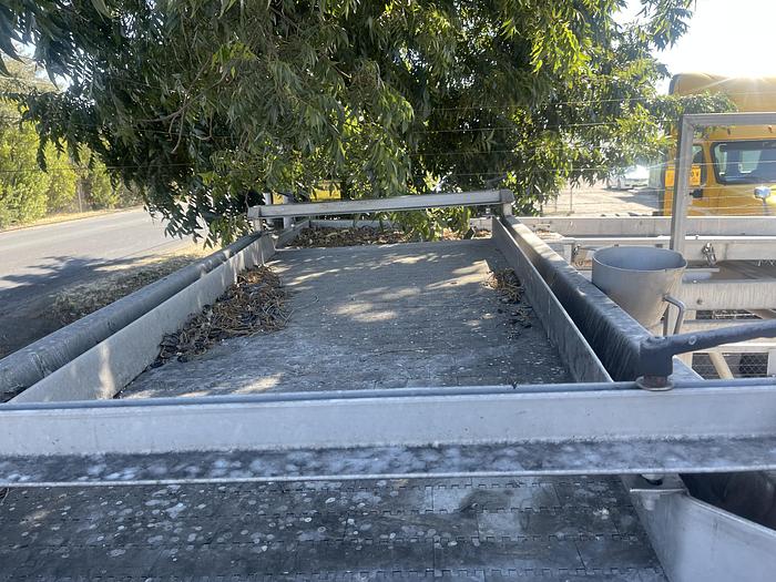 Used Valley Welding Machine Works Pit Removal Sorting Table