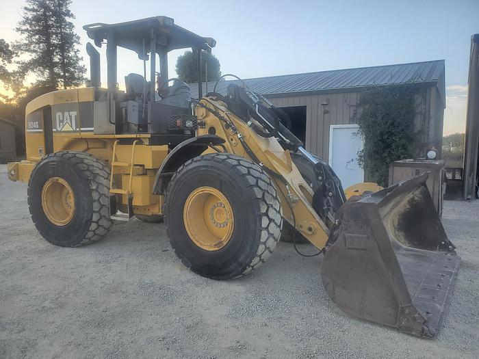 Used 2004 CAT 924G