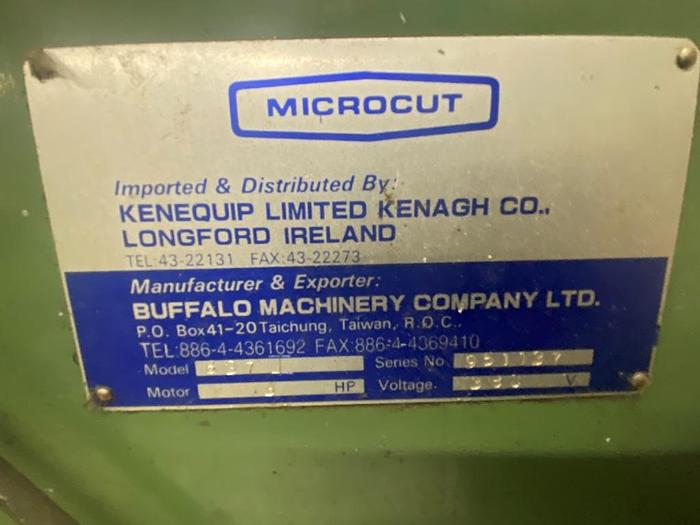 Used Microcut 837 Manual Turret Milling Machine