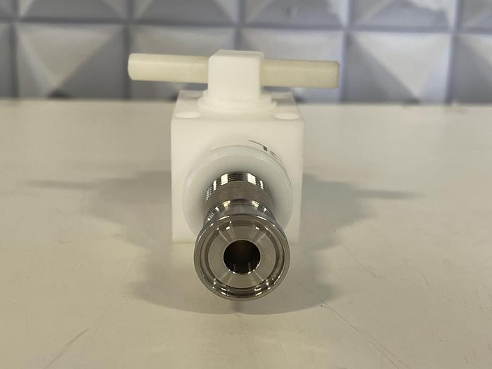 Used Swagelok/Hastelloy C275 1/2" Sanitary Fitting to Threaded w/  Ball Valve