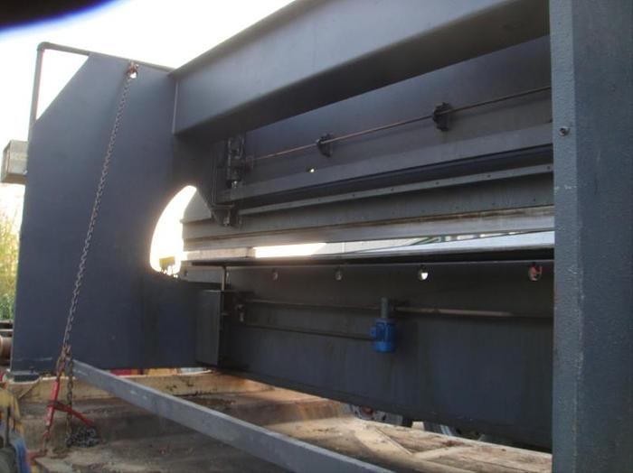 Usato PIEGATRICE STILMEC 90 IDRAULICA 10500 X 90t