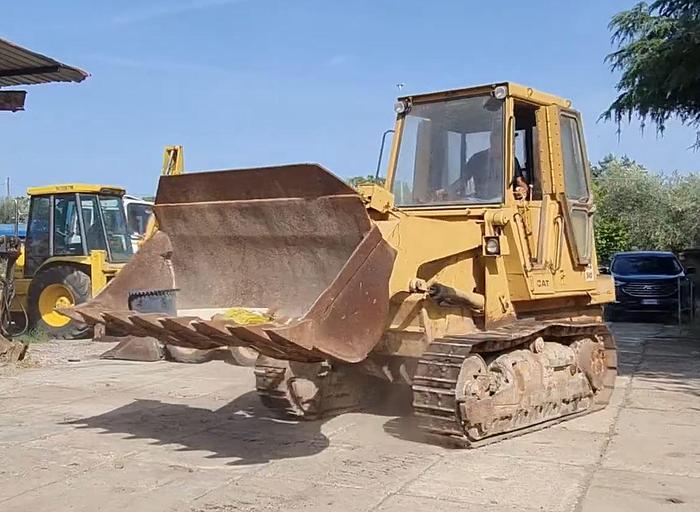 Usato 1994 Pala Gommata Caterpillar 943 con Ripper