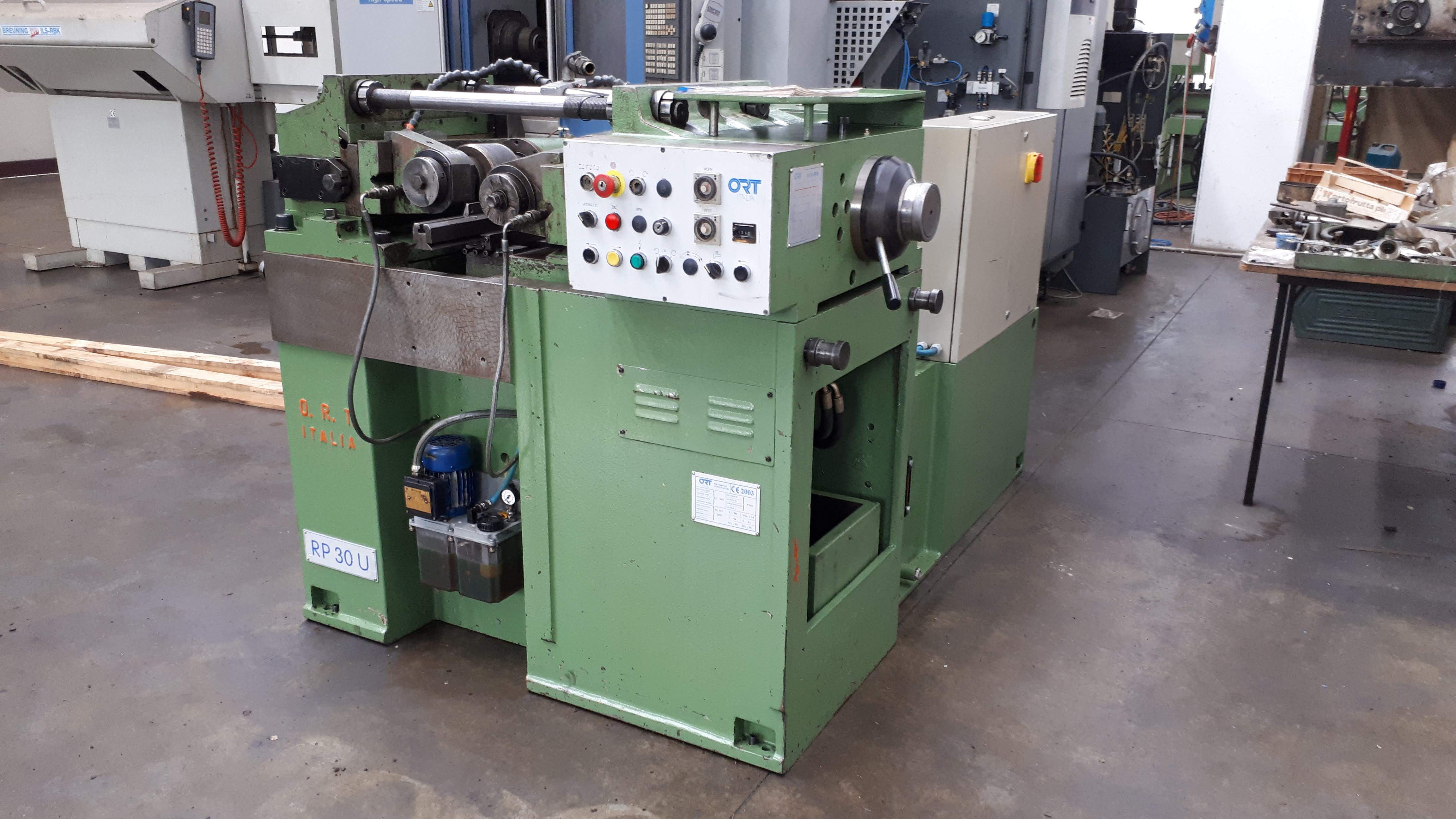 D'occasion Machine à rouler les filets ORT RP30U - rullatrice - rouleuse