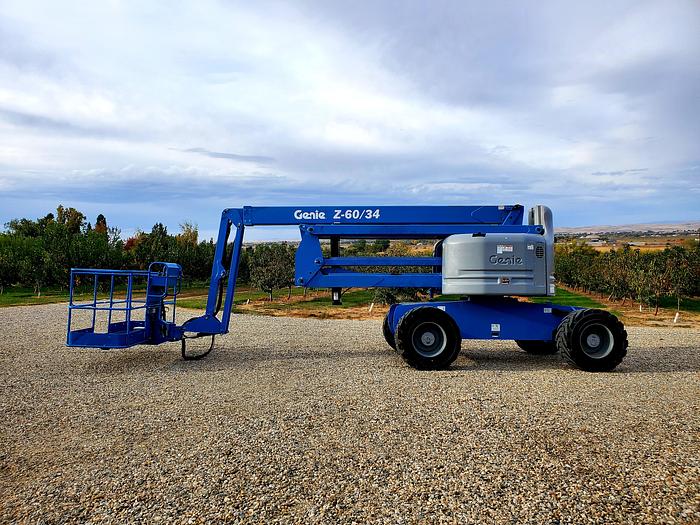 Used 2014 Genie Z60/34 Articulated Boom Lift ** 747 Hrs **