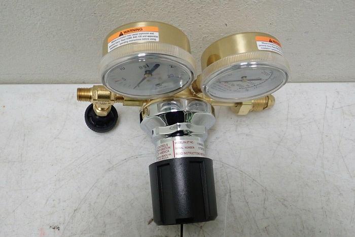 Used Concoa 1096502-01-580 Pressure Regulator