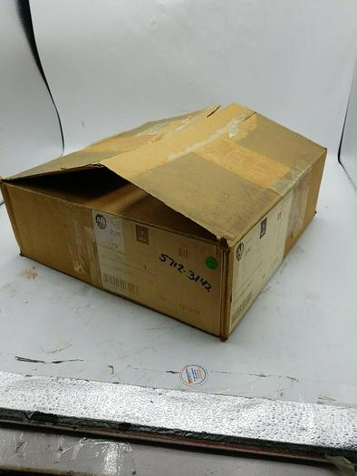 ALLEN BRADLEY 2090-U3BK-D4401 BREAKOUT BOARD KIT SER.D