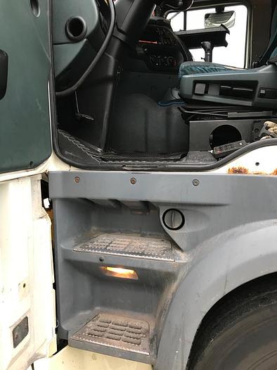 Used 2005 DAF 95 xf 430 euro 3 manual