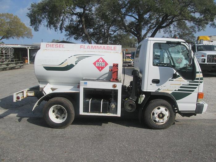 Used 1999 Isuzu NPR Fuel Truck