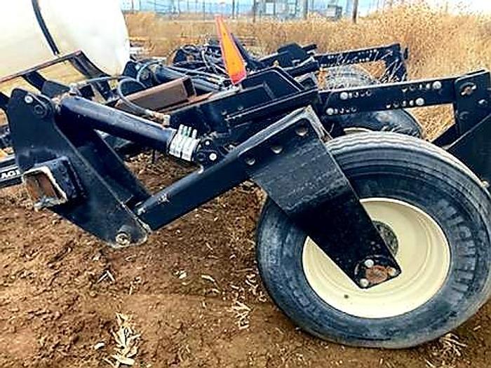 Used Schlagel 1222 Strip-Till Caddy