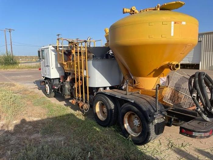 Used 1988 International Cabover Tandem Axle Cement Unit NOT SPECIFIED Cement Unit