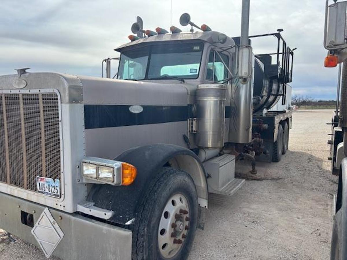 Used 1998 ENERFAB Acid truck