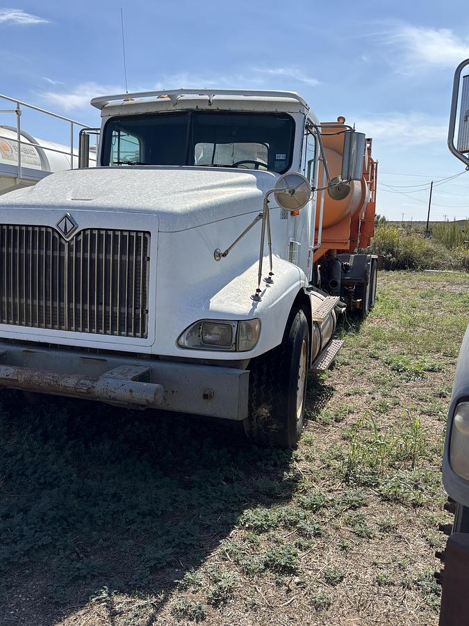 Used 1998 Navistar International Cement Unit