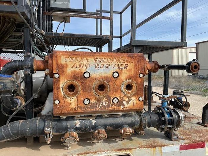 Used 2001 SPM / Weir 600 double pumper