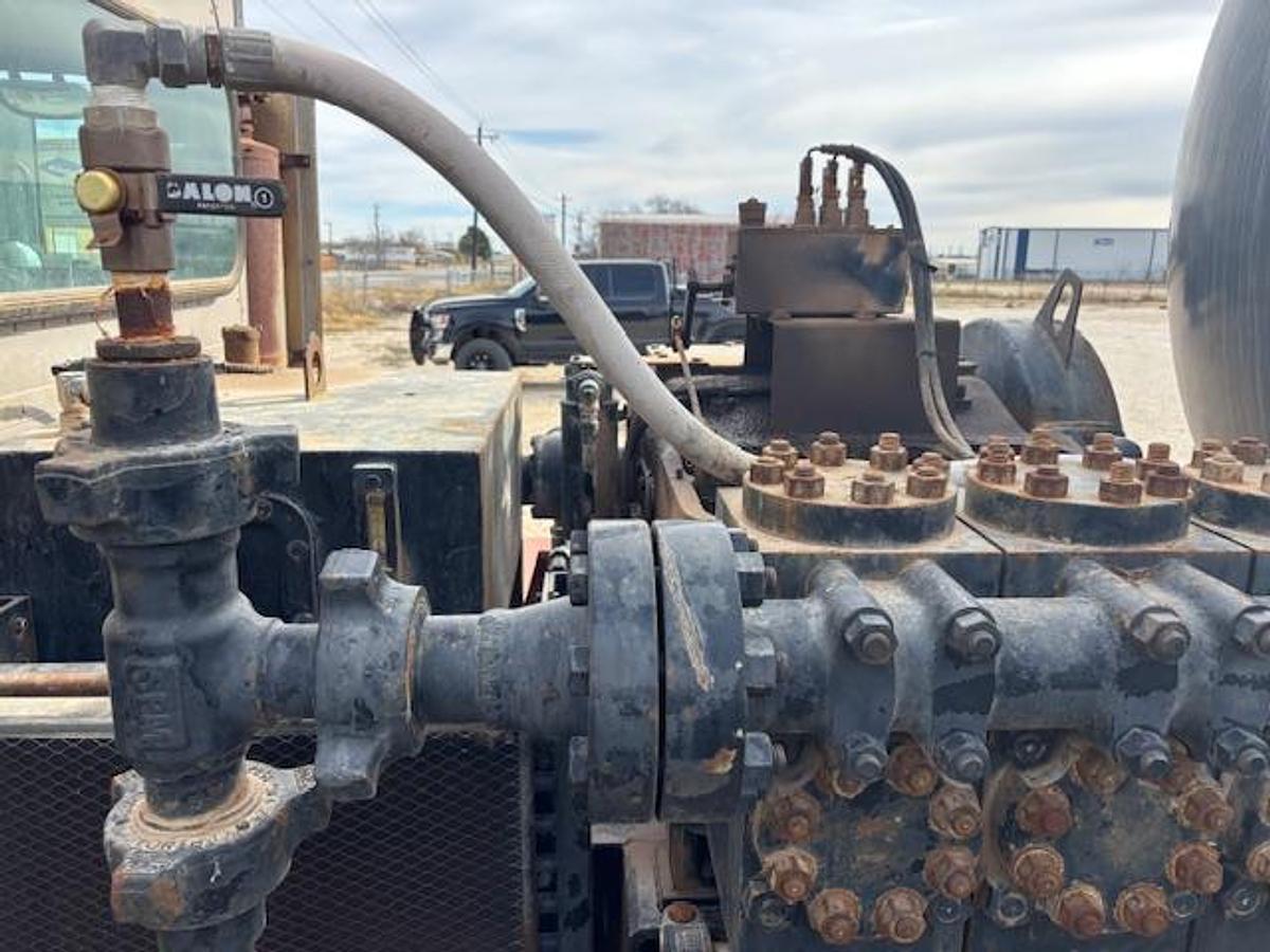 Used 1998 ENERFAB Acid truck