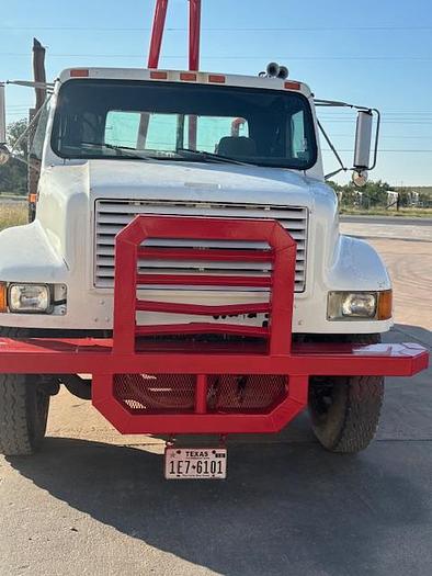 Used 1990 International 4900 Winch Truck