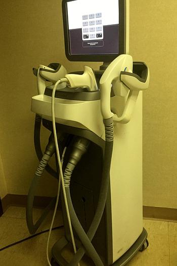 Used Syneron Elos Plus w/ 7 hand pieces