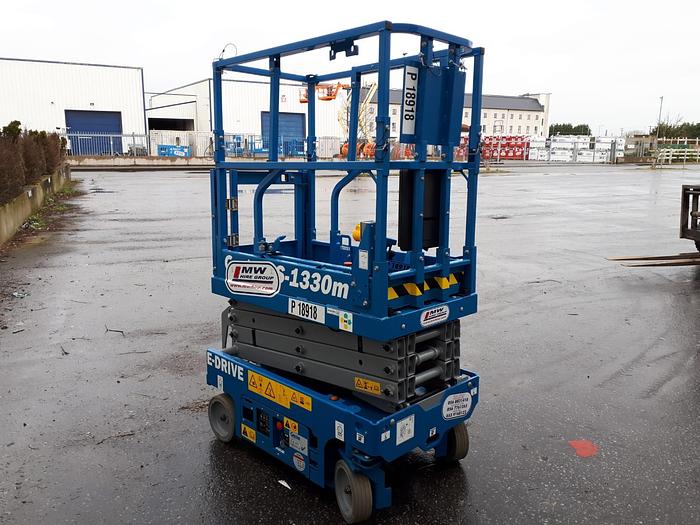 Used Genie GS1330 Scissor lift