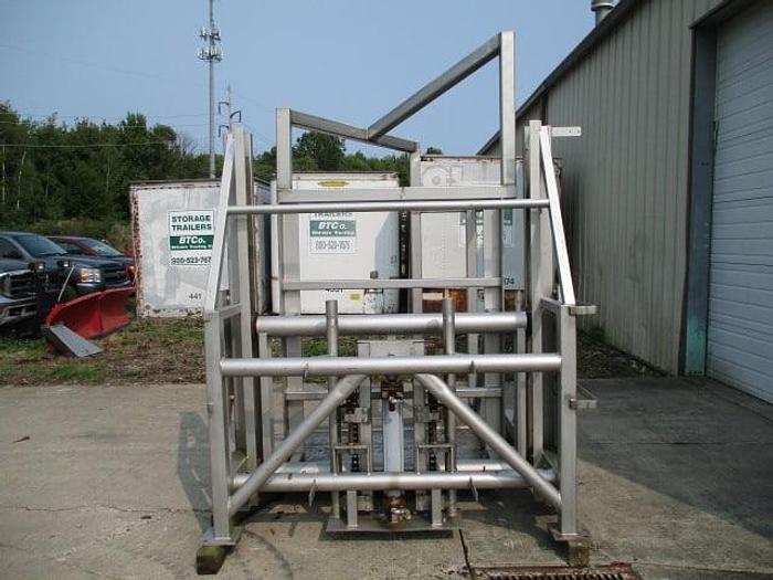 Used RMF Side-Load Pallet Lift; Md#100