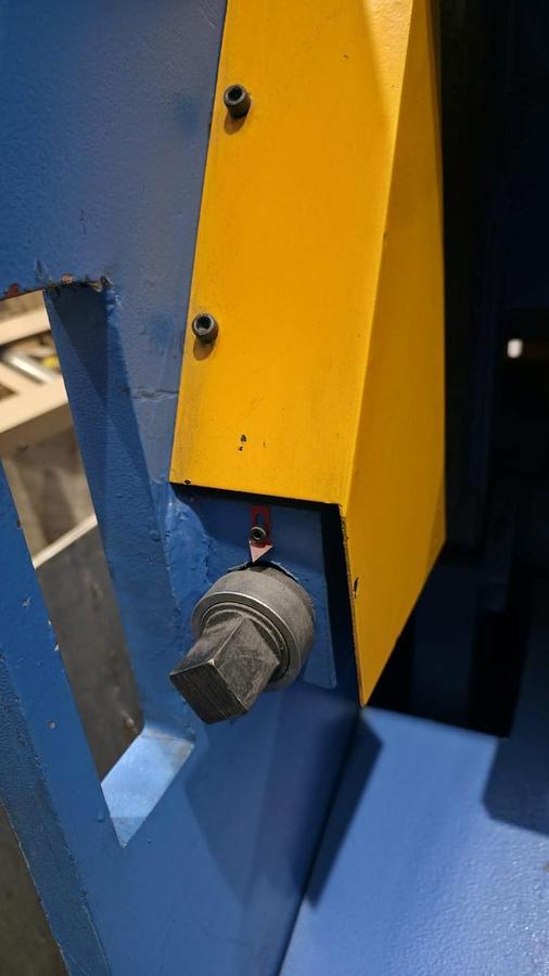 Used Edwards Pearson QH11D Direct Drive Mechanical Shear