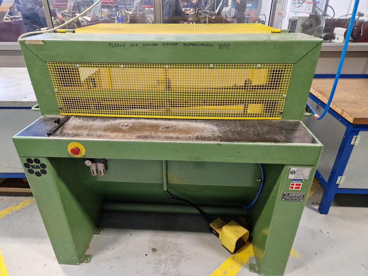 Used 2009 HM CS100/P1
