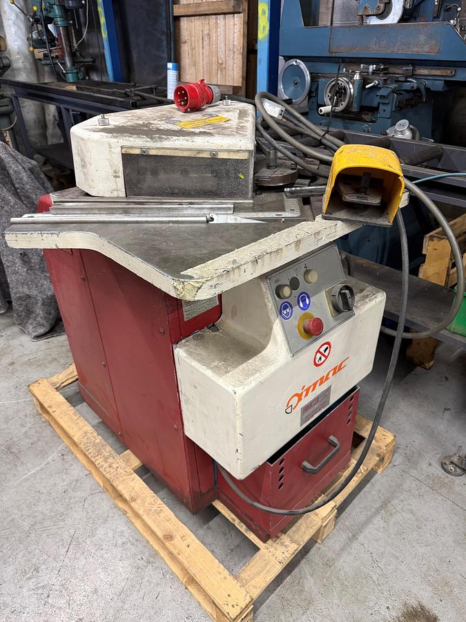 Used Imac FA200/6E Hydraulic Corner Notcher