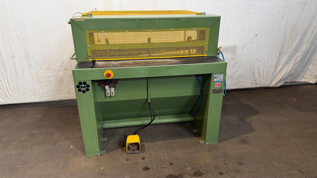 Used 2009 HM CS100/P1