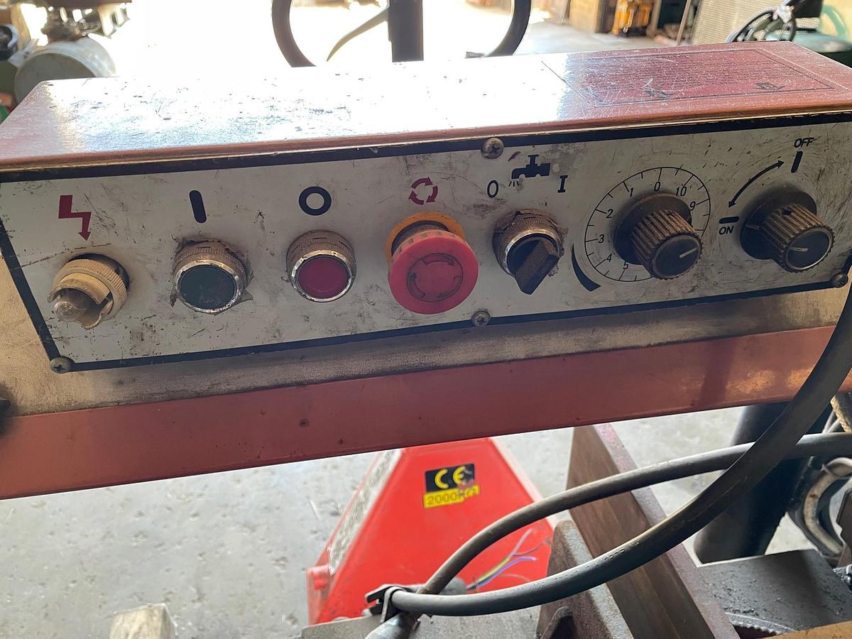 Used Promach UE 250 Horizontal Bandsaw