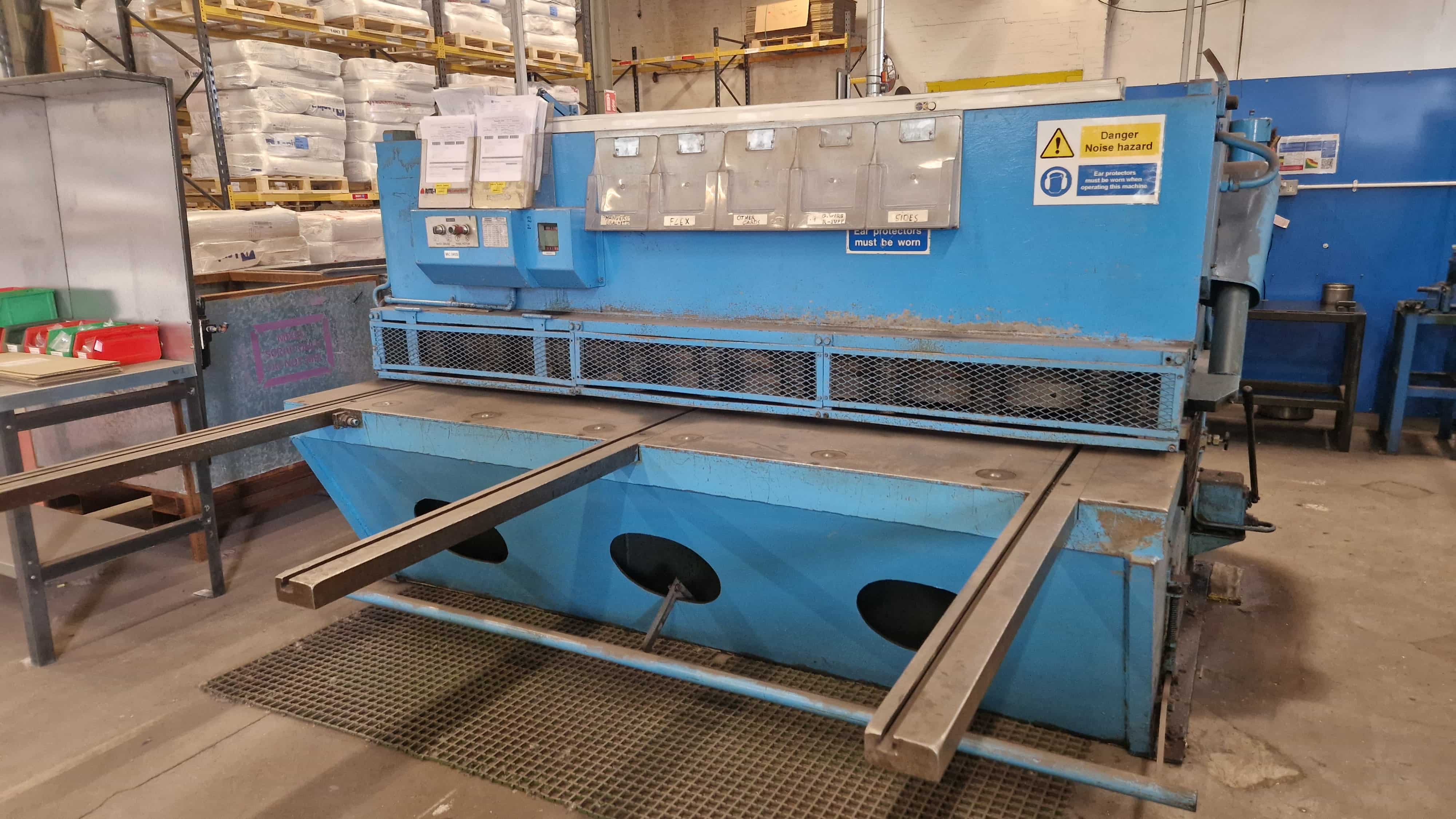 Used Pearson 8' x 3/8" Hydraulic Shear