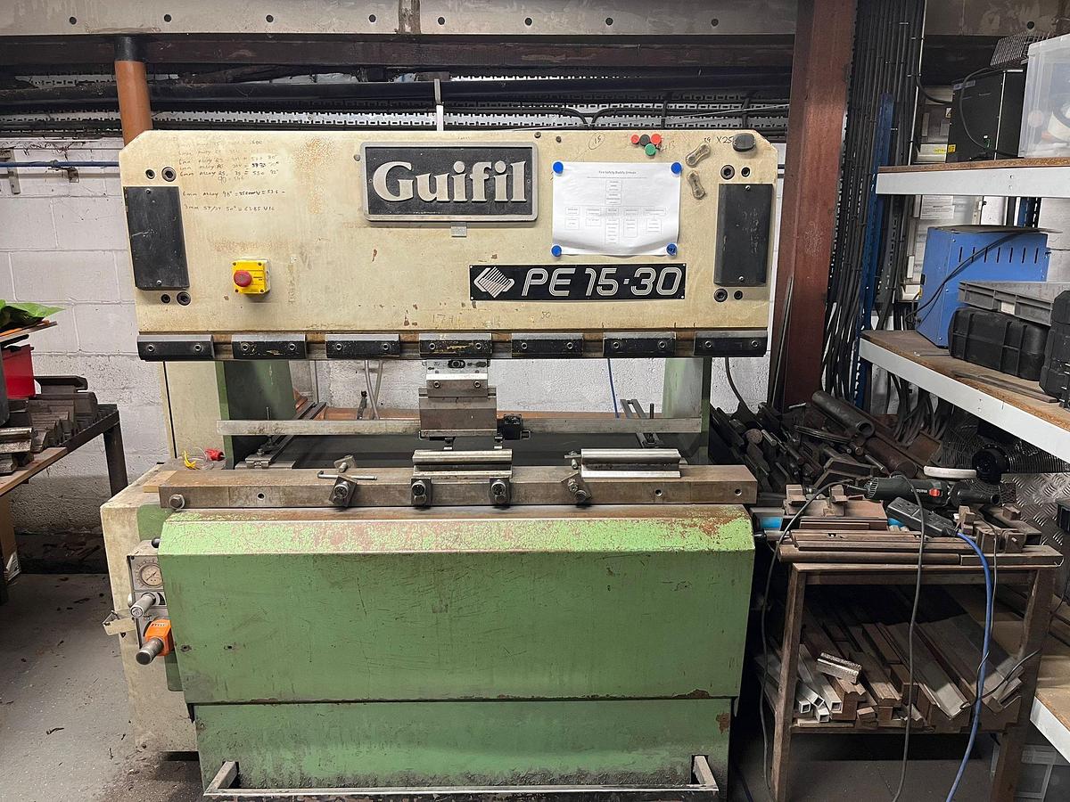 Used Guifil PE 1530 Hydraulic Upstroke Pressbrake