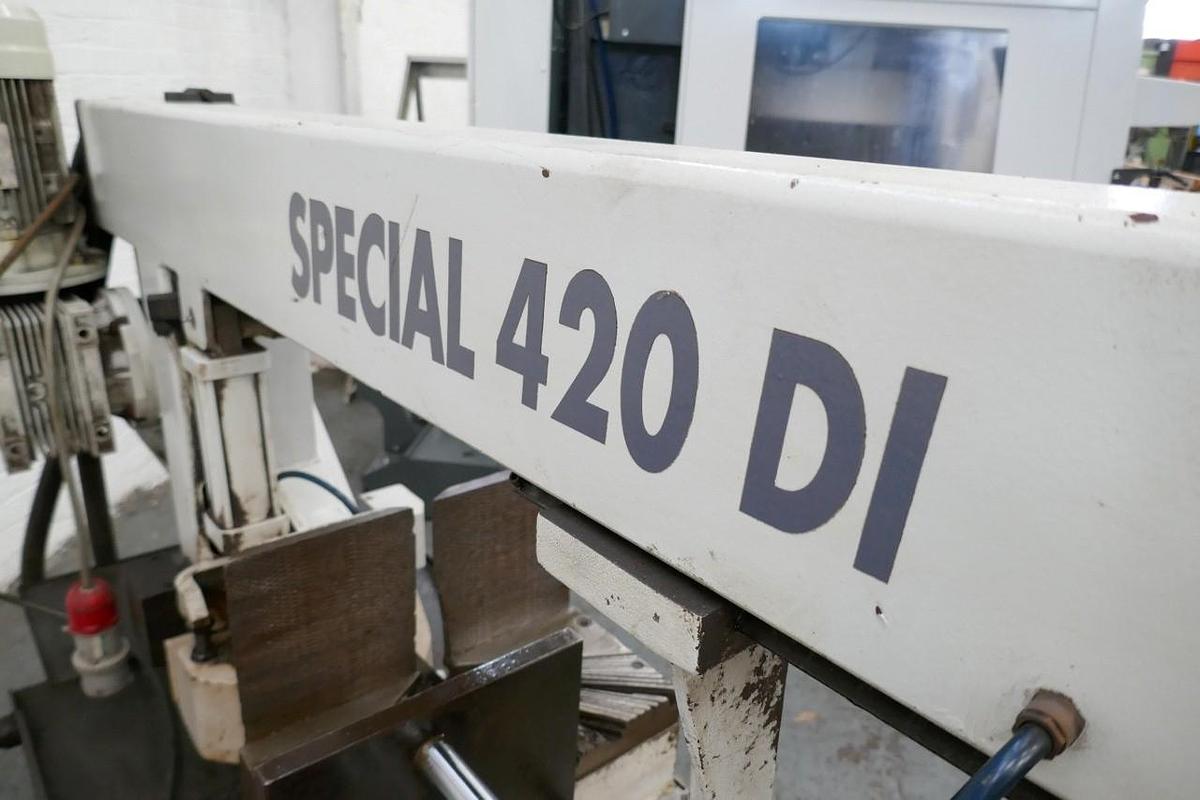 Used MACC 420 DI Horizontal Semi-Automatic Double Mitre Bandsaw