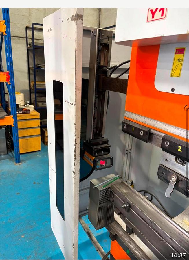 Used Ermaksan Power-Bend Falcon 400x175 CNC Downstroke Pressbrake