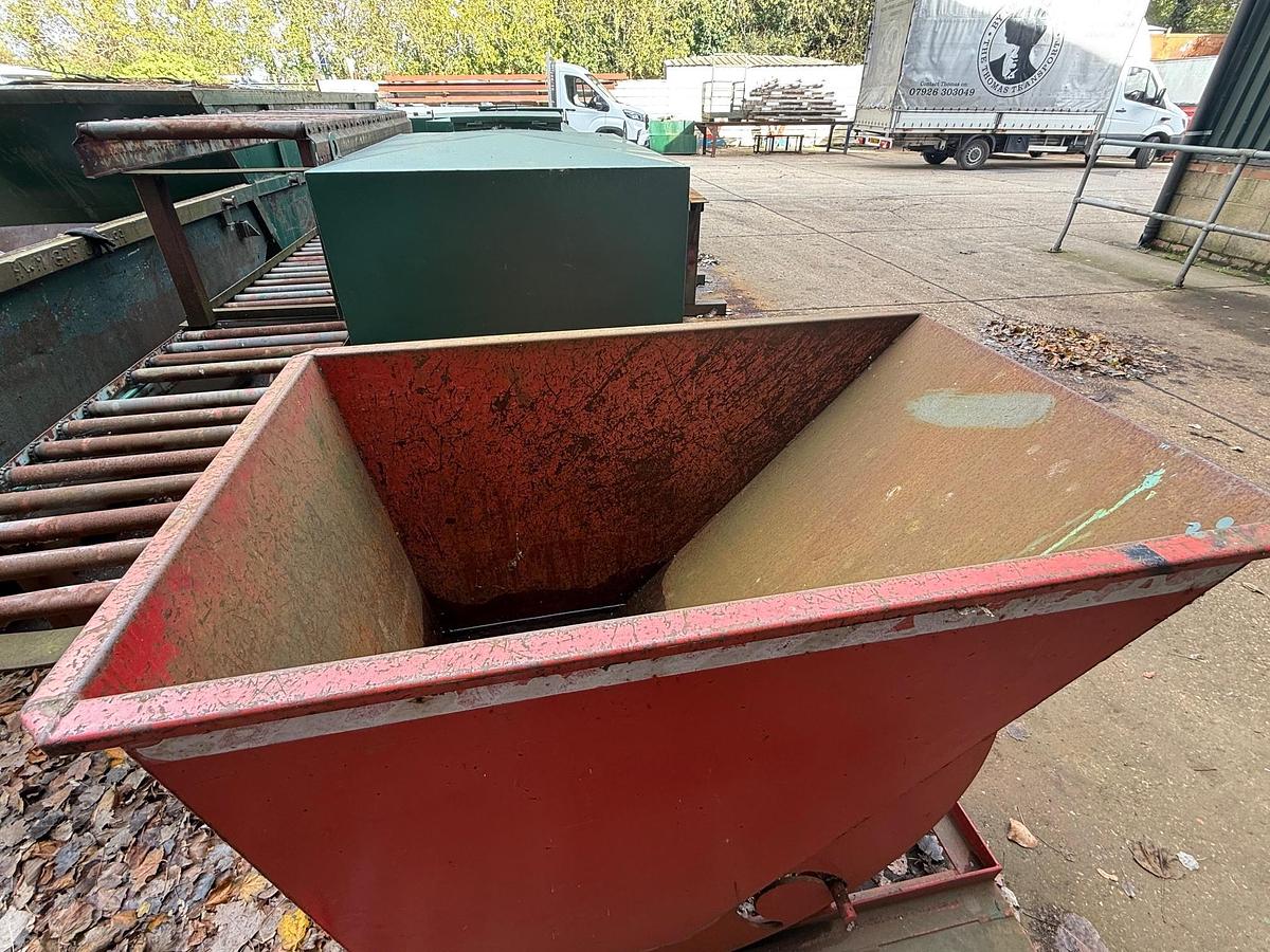 Used Bauer AK50 Tilting Skip