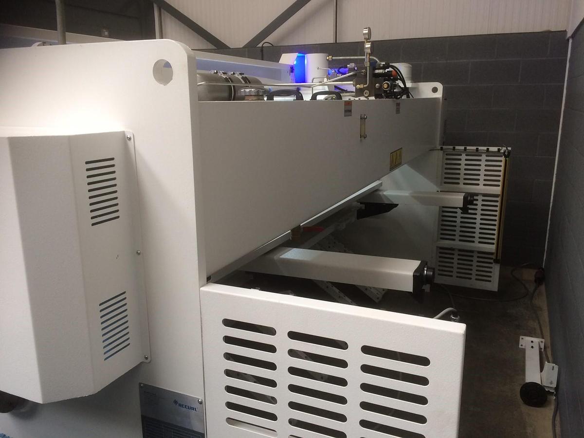 Accurl MS8 CNC Hydraulic Variable Rake Shears