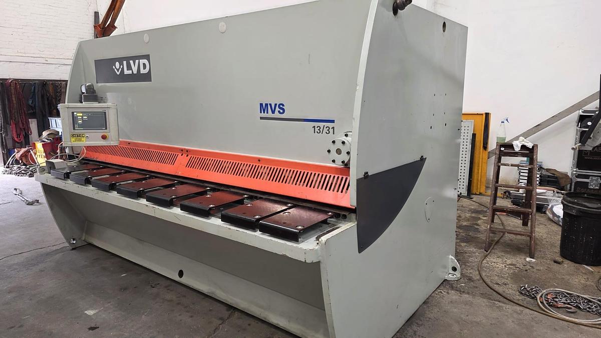 Used LVD MSV 13/31 Hydraulic Shear