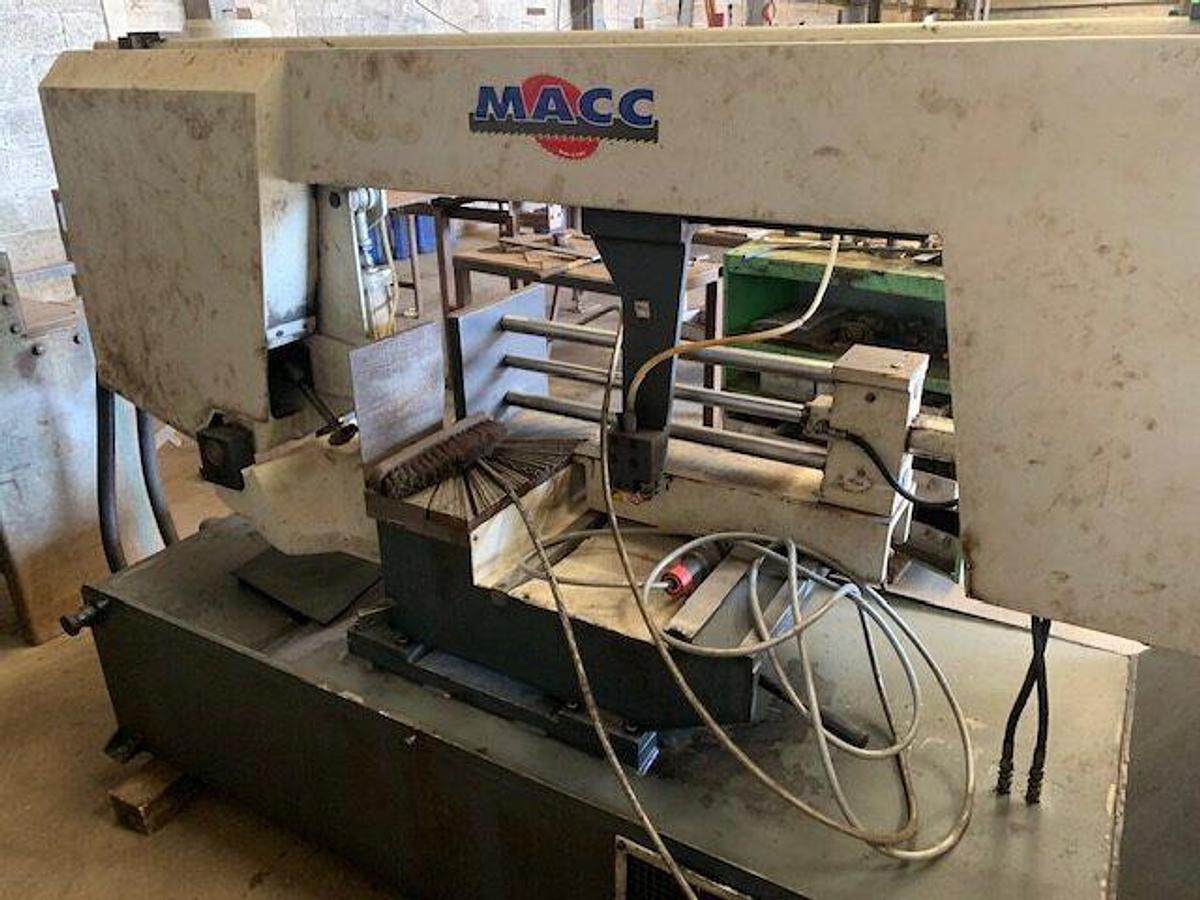 Used Macc 650 DI Semi-Auto Double Mitre Horizontal Bandsaw