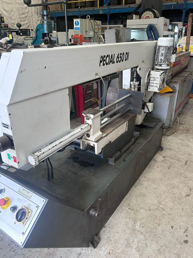 Used Macc 650 DI Semi-Auto Double Mitre Horizontal Bandsaw
