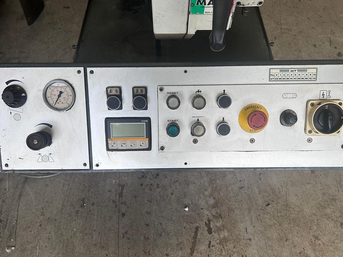Used Macc 650 DI Semi-Auto Double Mitre Horizontal Bandsaw